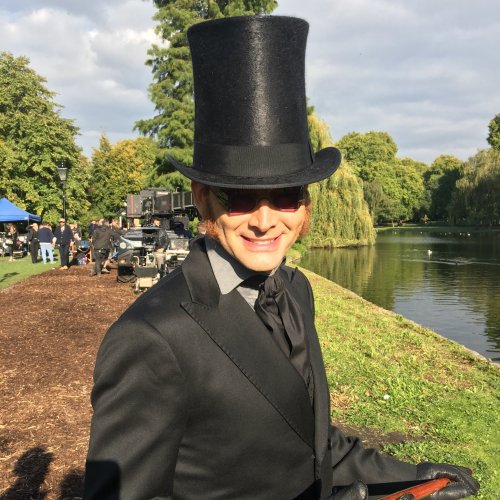 davidtennantcom: New behind-the-scenes photos of David Tennant and Michael Sheen filming Good Omens 