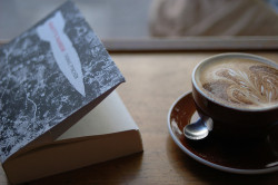 the-cozy-room:  teacoffeebooks:   bookspresso: untitled by seizethedave on Flickr.   ☼ coziest blog on tumblr ☼