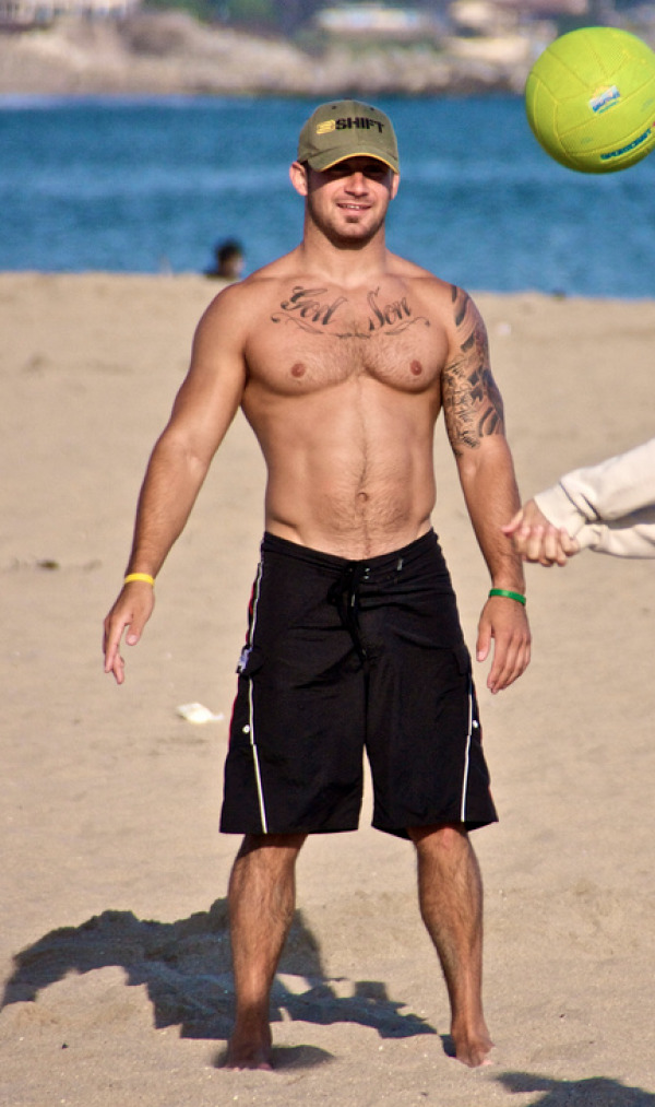 jockdays:  Active porn blog! I check out ALL new followers ;)