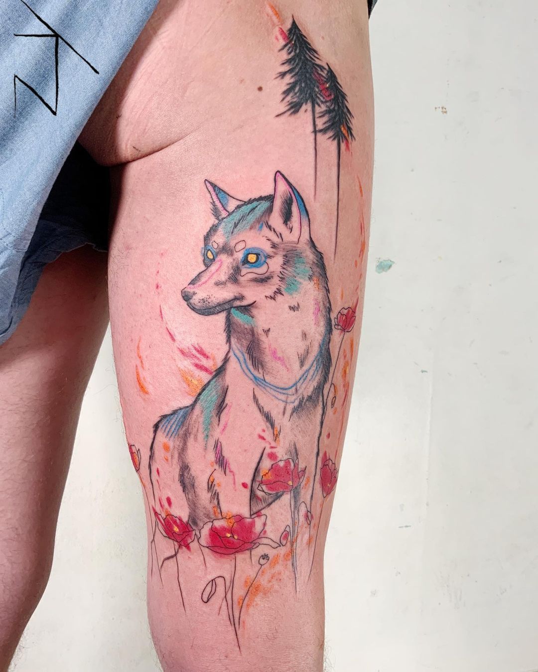 By @san_deuil
Wolf and fire for Alex, Thank you!!⁠
.⁠
Email for bookings:⁠
contact.sandeuil@gmail.com⁠
.⁠
#graphictattoo #tattoos #tattooartist #brussels
https://www.instagram.com/p/CfGko4QrtqG/?igshid=NGJjMDIxMWI=