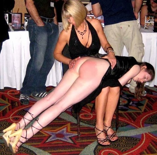 lasvegaschris:Public spankings are embarrassing.