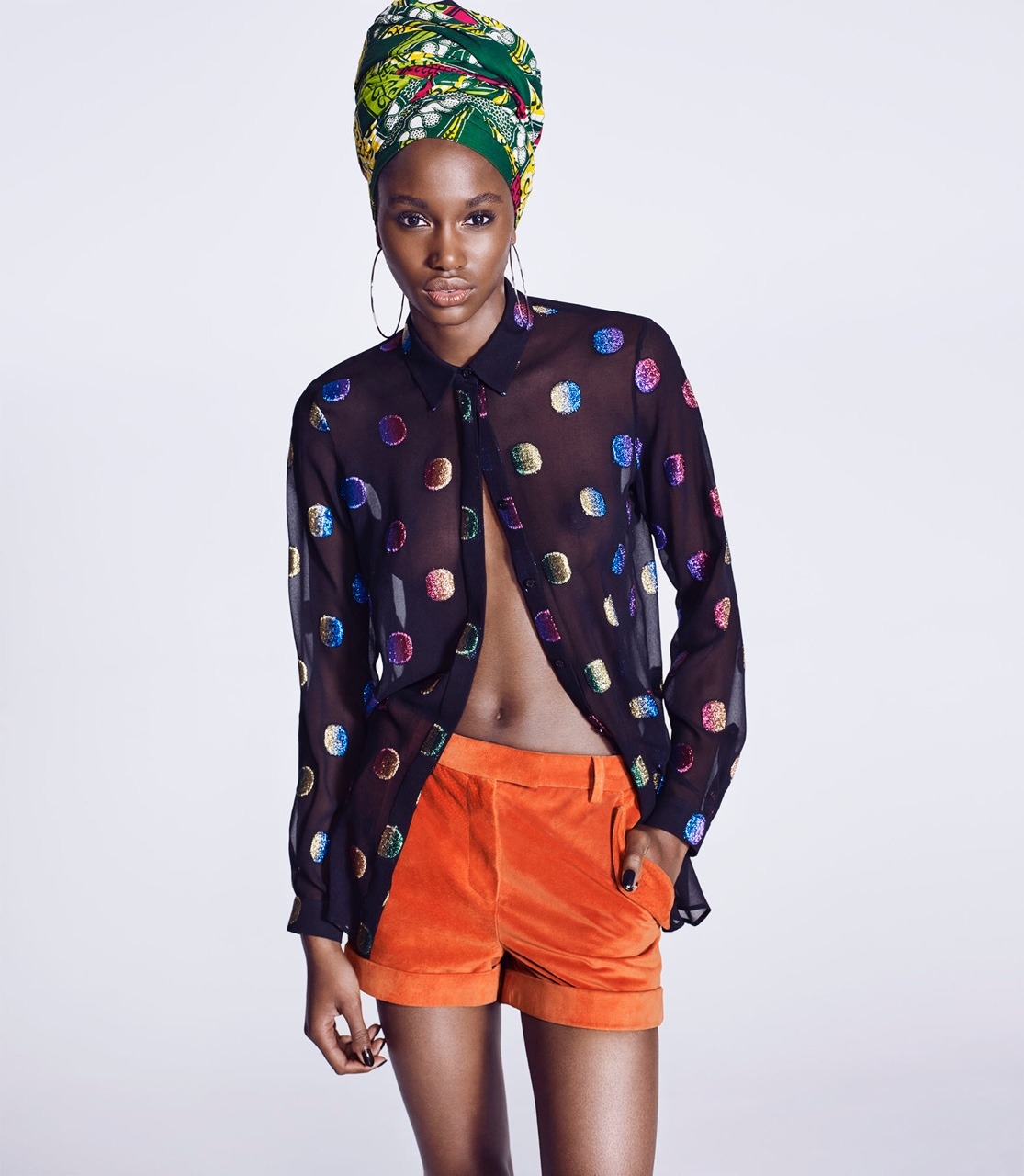ohthentic:  continentcreative:  Tara Falla for Ubikwist Magazine by Luis Montinero