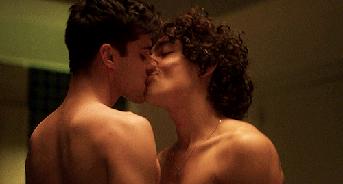 jordanxfisher: Polo and Valerio in Elite (3x04)