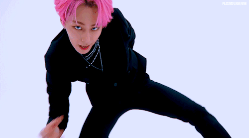 Hwanwoong Is Really Out To KILL. (Please Stan Oneus, They're So Talented )