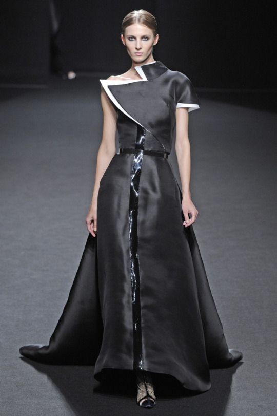 MaySociety — Stephane Rolland Fall Haute Couture 2013...