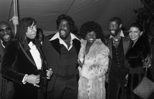 twixnmix: Isaac Hayes, Rick James, Barry White, Glodean White and Teddy Pendergrass circa 1978.Photo