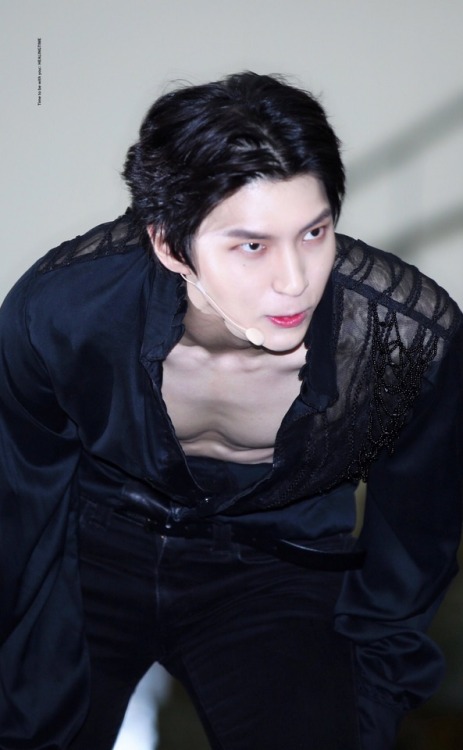 prince-taekwoon:do not edit | © HEALINGTIME