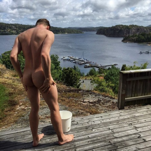 https://nu-et-compagnie.tumblr.com/post/155349512542