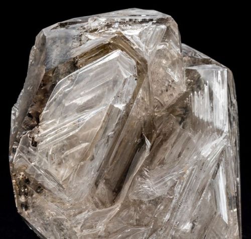 bijoux-et-mineraux:  Herkimer “Diamond” Skeletal Quartz specimen with carbon inclusions -  Northside Property, Manheim, New York