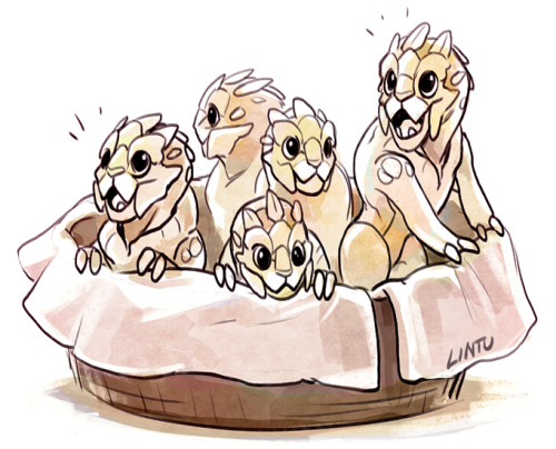 pantheris:  lintufriikki:  i can’t help but think they’re clumsy like baby birds   oh mY GOD HELP 