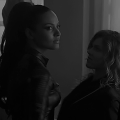 hedaalexxa:You two seem to be getting along. I’m so glad.