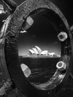 vurtual:  The Opera Framed - Sydney, Australia