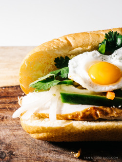 do-not-touch-my-food:  Breakfast Banh Mi