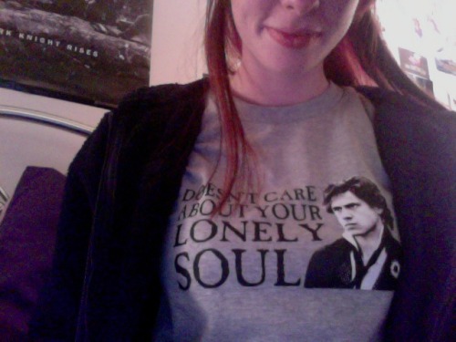 thatmovieandtheatregeek: xotxtit: yay yay new shirt  I seriously need one of these.