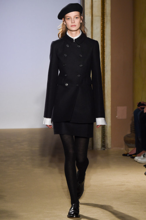 simplistico:  oncethingslookup:  Fay Fall 2015 RTW   ✖high fashion✖