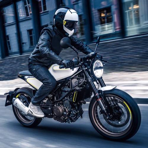 The &lsquo;Vitpilen 401&rsquo; by Husqvarna via CAFE RACER