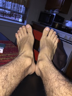 skindive1:  My feet  Yumm