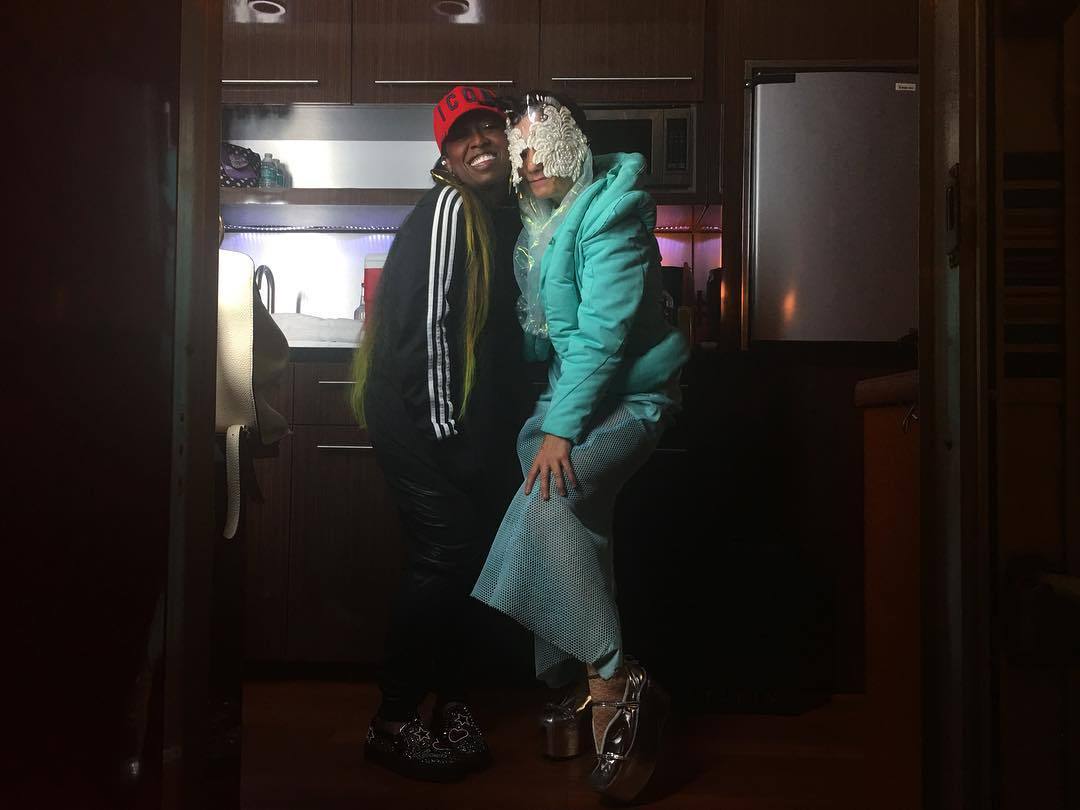 bjorkchile: Missy Elliott &amp; Björk  foto por Arca. 