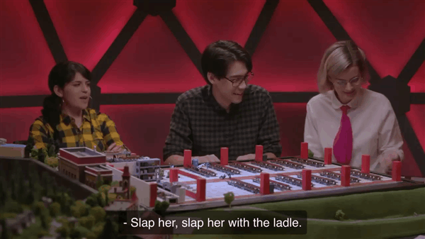 magical-awesome-kid:  Have I mentioned that I’m watching DImension 20 Fantasy High?