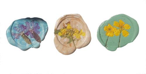 fairyloveletters:  amberum: Transparent waxseals [image description: a transparent image of three wa