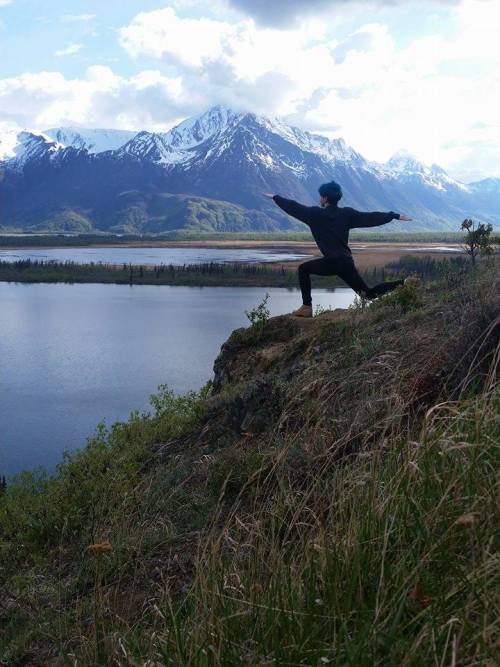 milkwiccan:  on this episode of: blue haired boy with undercut spend his days watching princess jellyfish and stretching on cliff edges in the alaskan sunlight.