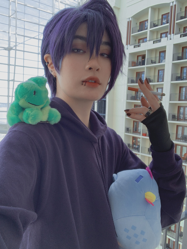SURPRISE!!! my secret sebastian cosplay for the concert today! 🐸💜