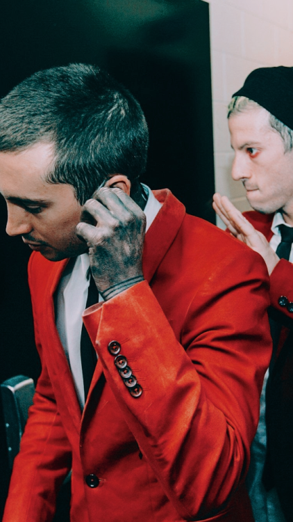 goldscreens:twenty one pilots lockscreens