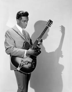 rockincountryblues:  Johnny “Guitar” Watson  