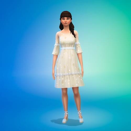 I’ve always played Sims with CC, so, I wanted to challenge myself and create my main sim witho