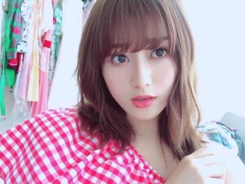 yurnahirate: はっぴーばーすでー(守屋 茜公式ブログ | 欅坂46公式サイトから)