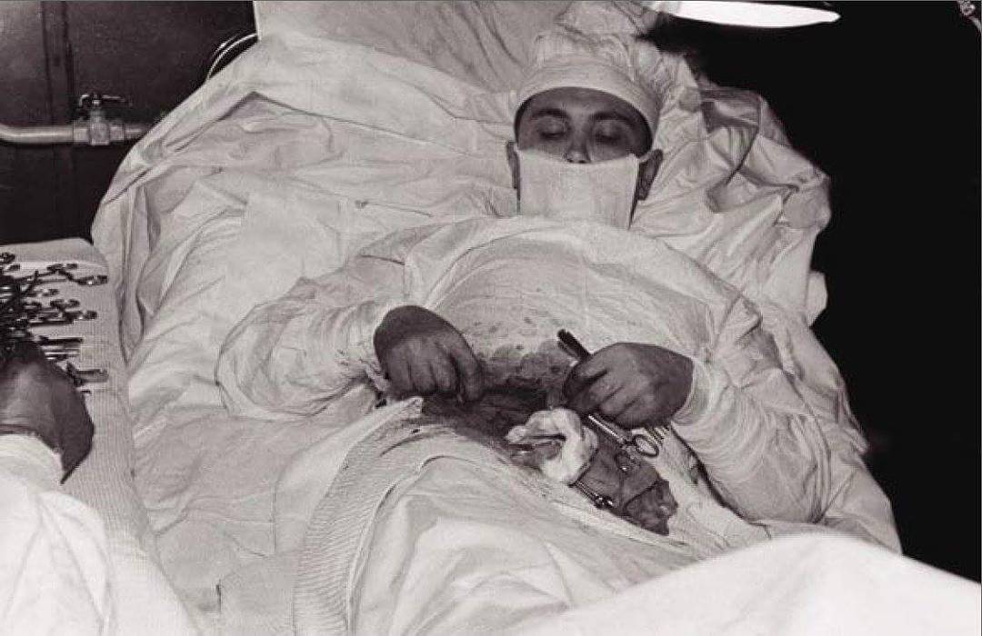 daimio-panda: muyintedezante: Leonid Rógozov fue un médico ruso que participó