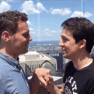 purelintrash:alotofbeautyinordinarythings:Grofflin. #ham4allThey did that.