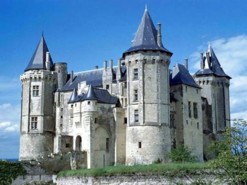 Quelques châteaux français ! Some french castles.(Saumur, Brissac-Quince, Lavoûte-Poli