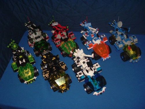 geradex:  ecmajor:  *GIANT PANGS OF NOSTALGIA*the multi core magnetizer was one of my favourites, and classic space lego series in general were a huge part of my childhood. The red one is the original. These variants are all pretty cool :D  OKay so the