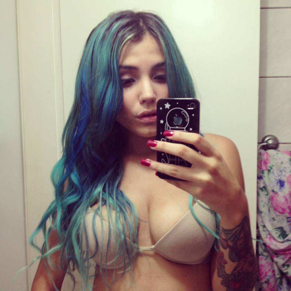 beautiful naked girls with tattoos
