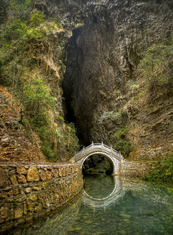 bluepueblo:  Moon Bridge, Zhangjiajie, Hunan,