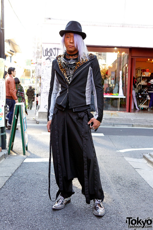 L’Arc~en~Ciel fan w/ facial piercings on the street in Harajuku.