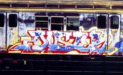 DUSTER | UA