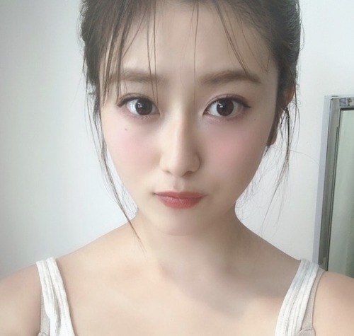 欅坂46 守屋茜 公式ブログ 2019/08/15 11:41 #anan #オフショット