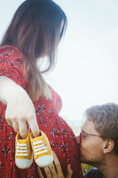 A Beautiful Day for pregnant photo session of my friends and soon to be parents.Lorraine, FRANCE