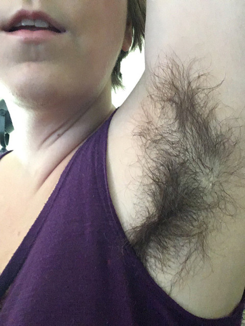 lovemywomenhairy: I can never have too much of the magnificent Harley Hex and her awesome bush and a