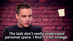 lovedbyliam:  AU MEME: a reality show about five complete strangers that move into