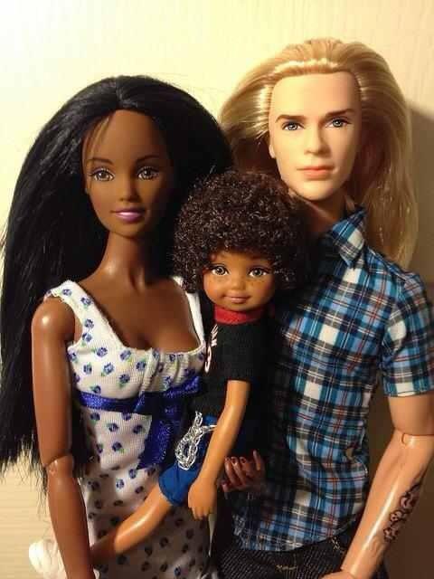 niggaimdeadass:  Tanya, baby Shakim, and Jake.   Oh my god