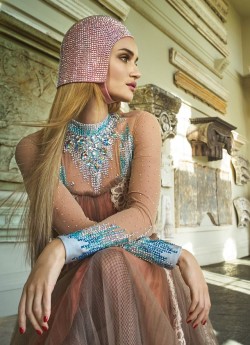 midnight-charm:  Rosie Huntington-Whiteley photographed by Mariano Vivanco for  Harper’s Bazaar Arabia April 2018  Stylist:  Peghah Maleknejad  Hair:  Olivier Schawalder  Makeup:  Niki MNray   