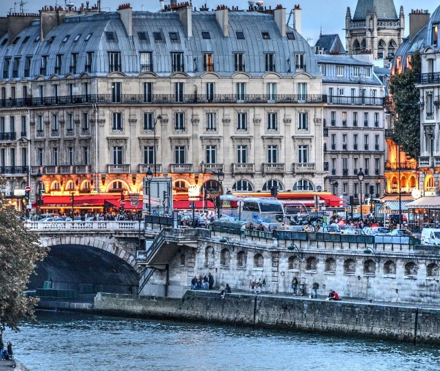 passport-life: Evening in St. Michel  Paris | France 