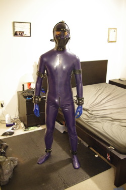 xrayeyesblue:  puppy-apollo:  I’m liking that purple suit!  Re-blogs and original posts exploring the kinks lurking in The Hidden Recesses of My Mind  If you live in or are traveling to Boston and looking for a clean, chaste cum dump, hit me up on