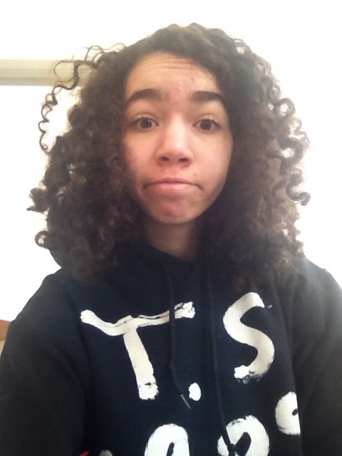 My hair is just really on point today I’ve kept leaving it dry naturally and down and it gets 