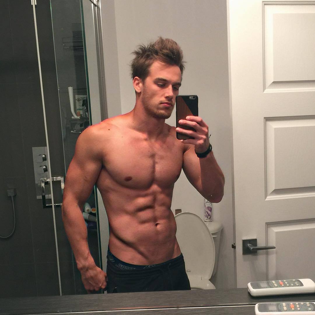 lumbrjax:  Instagram user @marc_fitt http://ift.tt/1KG2yaP 