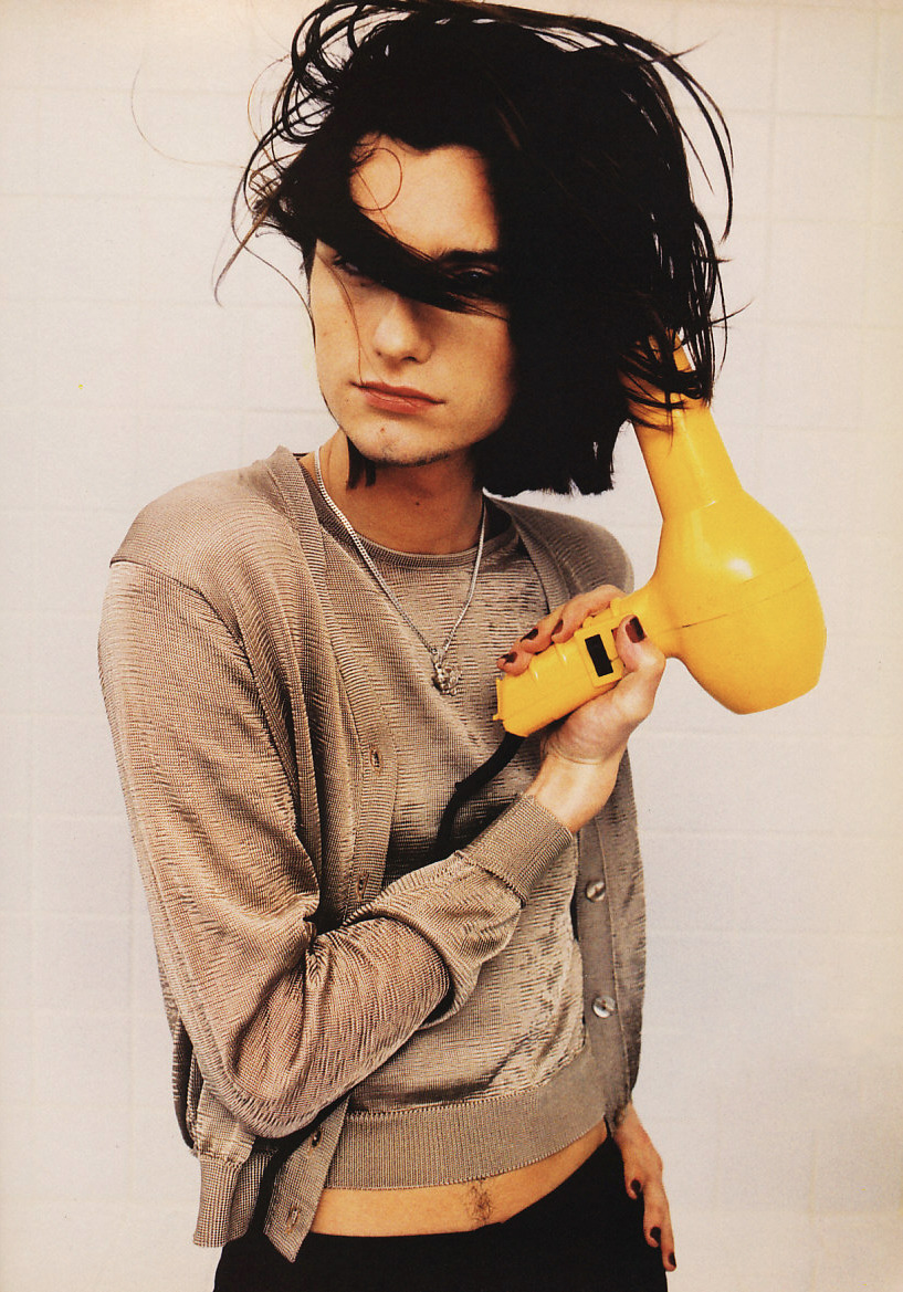 tracksoot: The Face, June ‘95 (viscose twinset by Martin Margiela)  