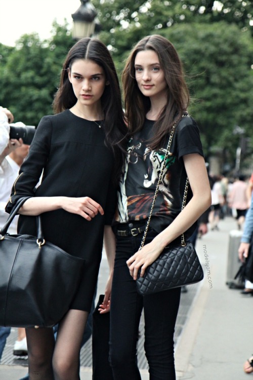 etiq-uette: Isabella Melo and Carolina Thaler after Giambattista Valli, Paris